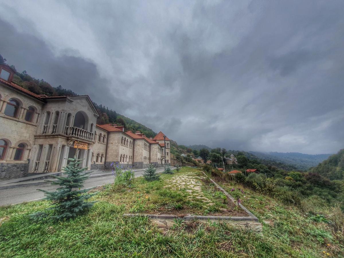 Hotel Vanatun, Haghartsin Monastery Teghut ภายนอก รูปภาพ